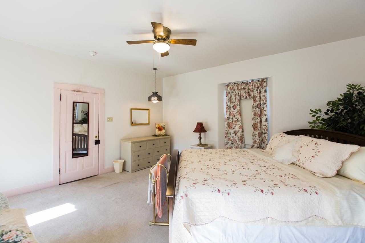 Red Rose Bed & Breakfast Smoketown  Esterno foto