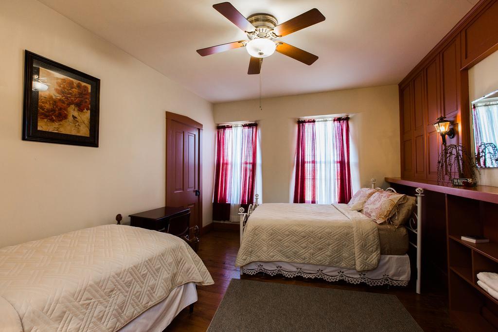 Red Rose Bed & Breakfast Smoketown  Esterno foto
